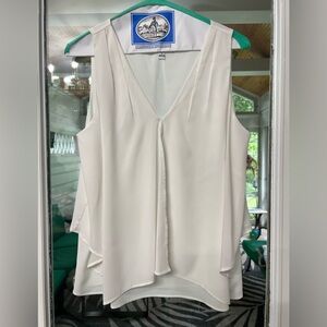 ✨👚CALVIN KLEIN👚✨Flowy Tank Top Size Medium